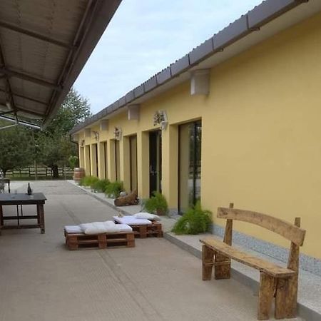 Azienda Agrituristica Scotti Сомма-Ломбардо Экстерьер фото